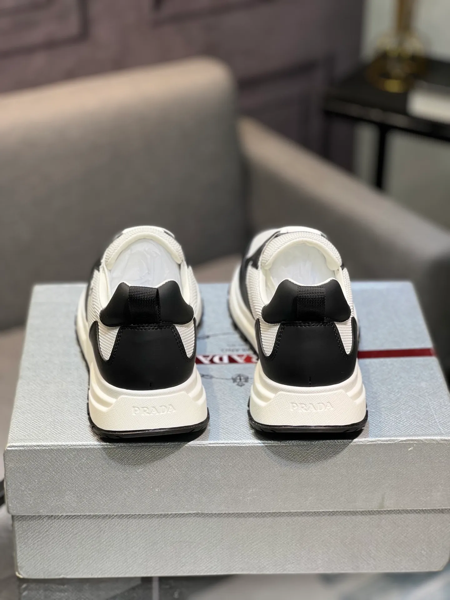 💰¥540 [PRADA] Men’s shoes are popular in the counter, official website synchronization, 1 high-quality shipment ✔️Original cowhide + cowhide lining, 1🆚1 replica, original sole, 38-45 (45 customized, non-refundable)